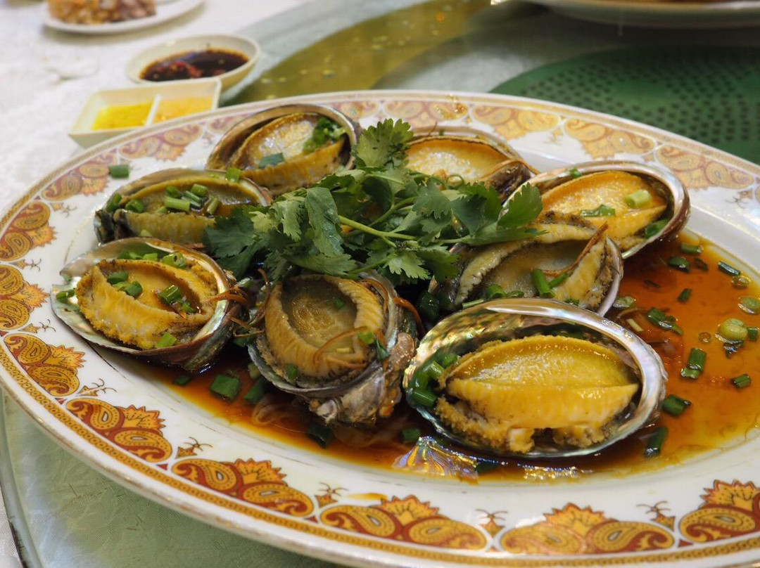Happy Seafood Restaurant