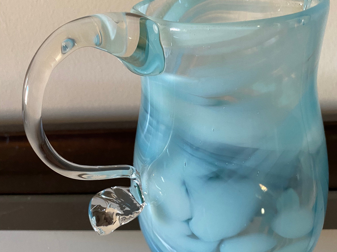 Bloom and Bark Glass Blowing Studio & Natural Farm-Keosauqua必去景点