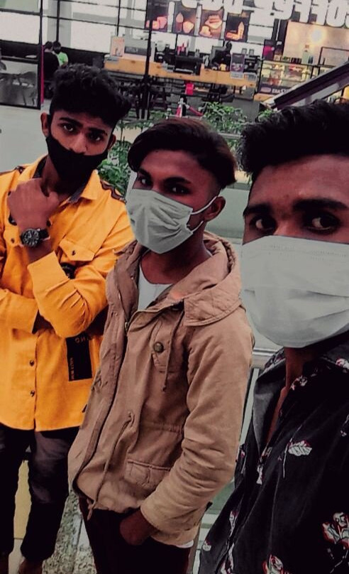 Eddie's State King Tavern