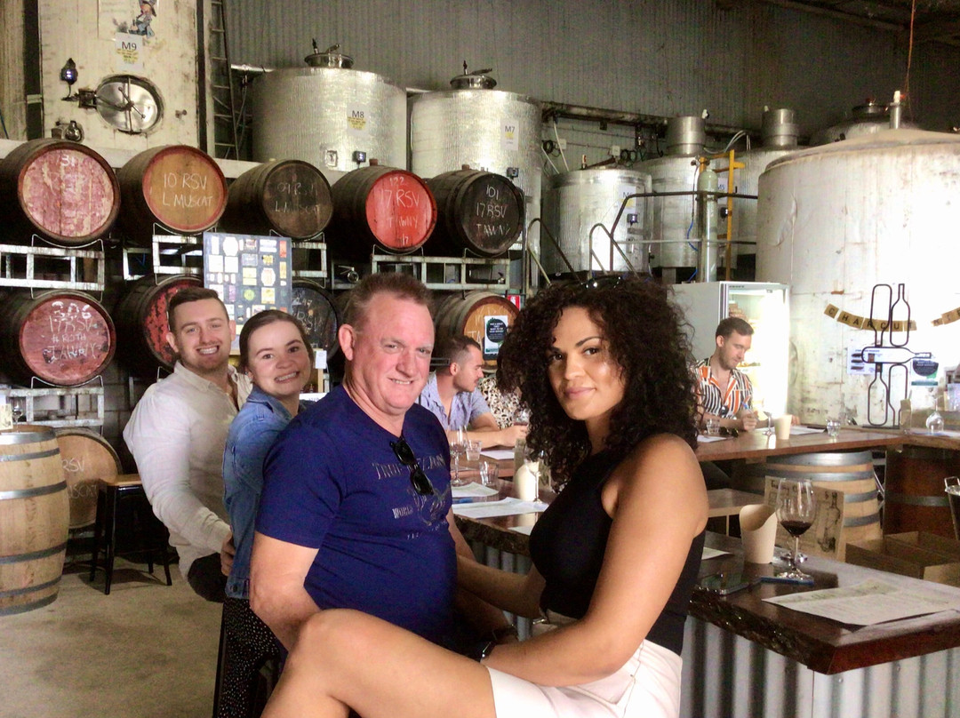 Jayne's COUNTRY CRUISERS-马奇必去景点