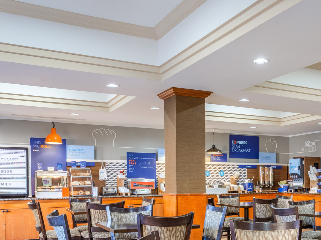 Holiday Inn Express Charles Town by IHG主图