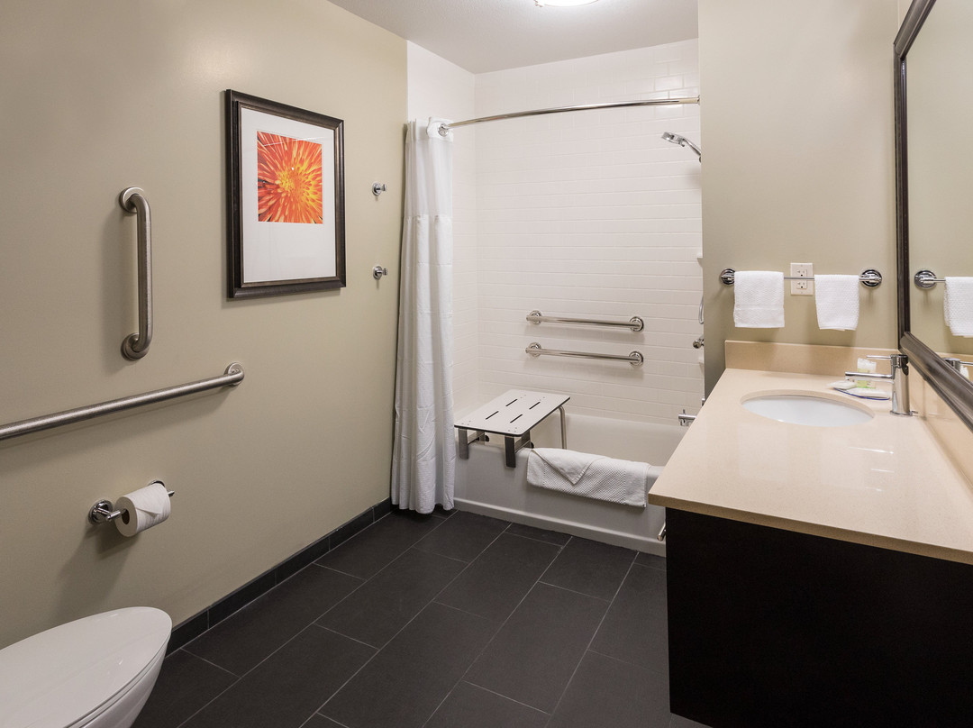 Staybridge Suites Omaha West By IHG主图