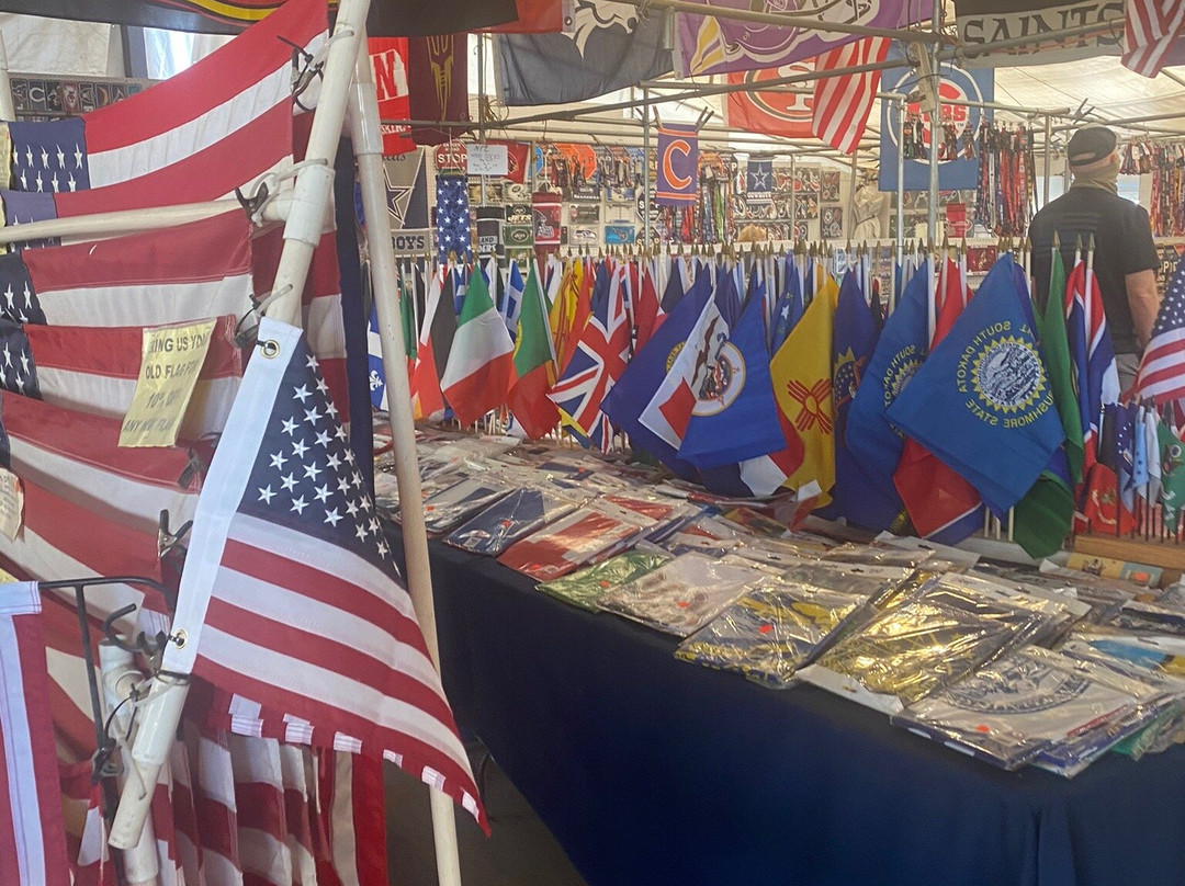 Mesa Market Place Swap Meet-梅萨必去景点