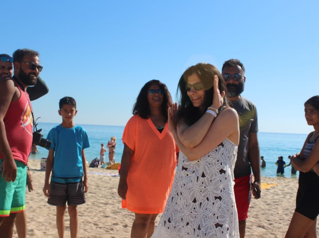 Dubai Holidays-阿布扎比必去景点