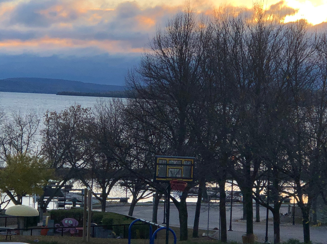 Leisure Inn Hotel主图