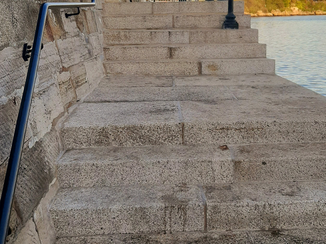 Mayflower Steps-普利茅斯必去景点