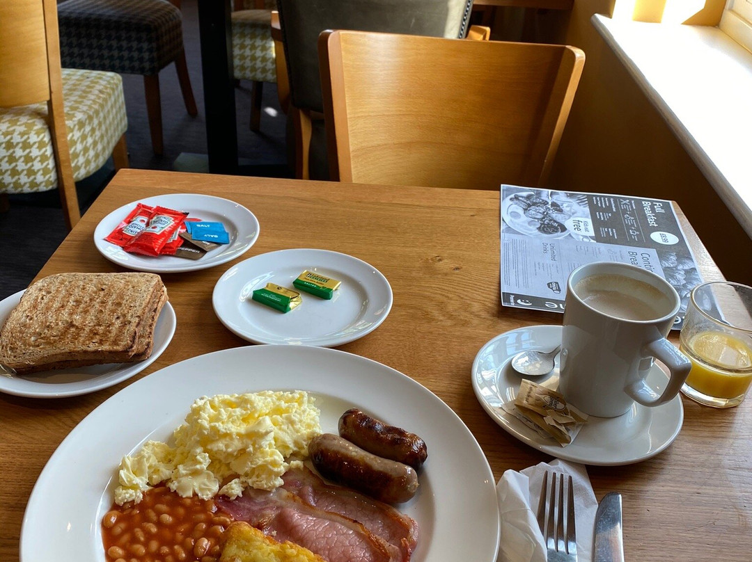 Premier Inn Farnham hotel主图