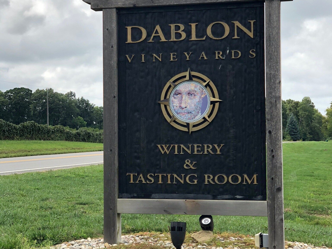 Dablon Vineyards & Winery景点图片