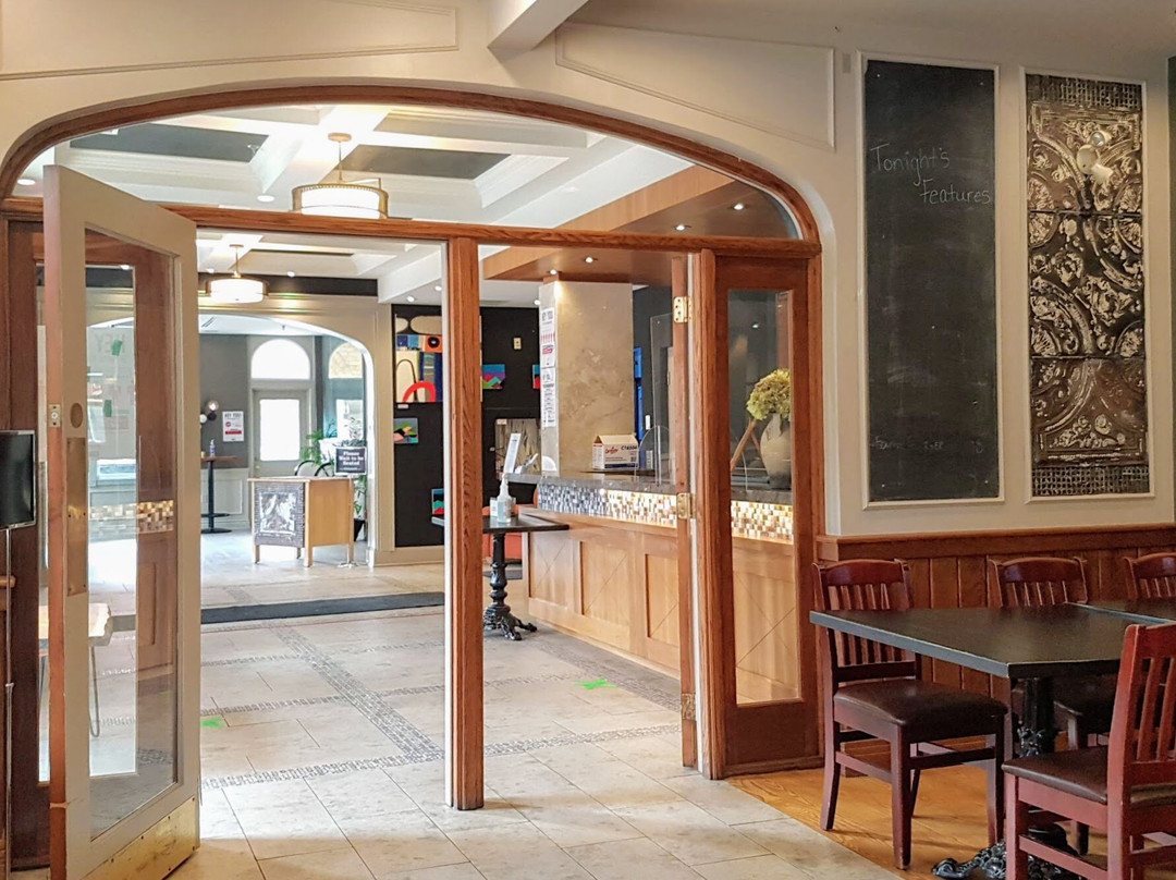 Arlington Hotel主图