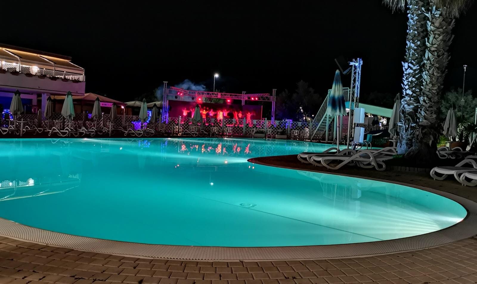 Riva Nuova Camping Village-泳池