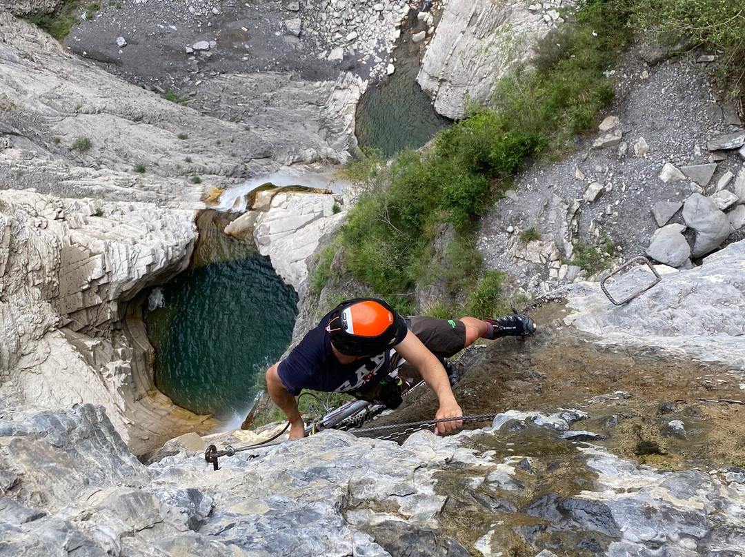 Via Ferrata de Cascada de Sorrosal景点图片