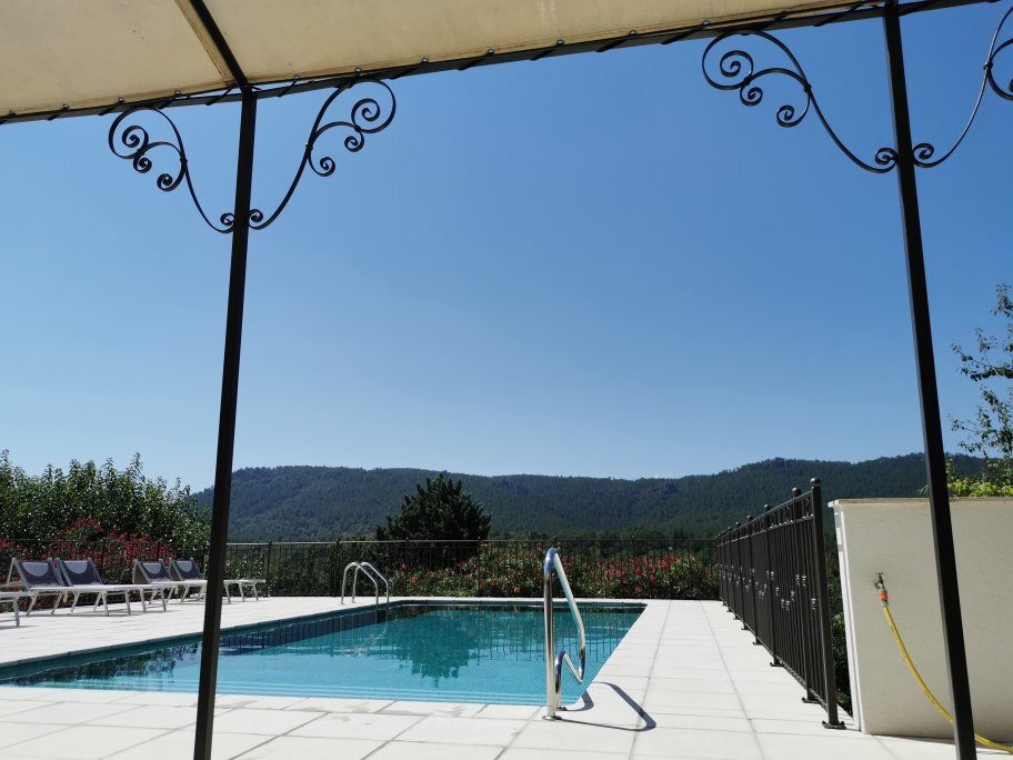 Au Relais Provencal-官方