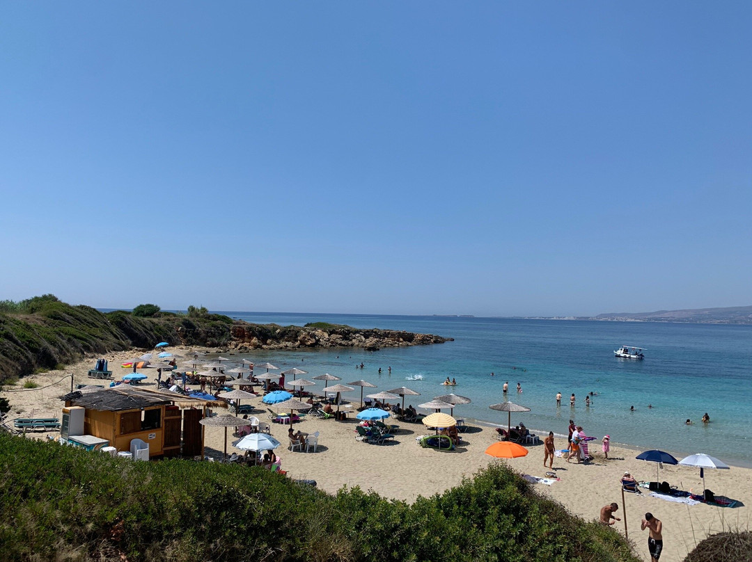 Eglina Beach-凯法利尼亚岛必去景点