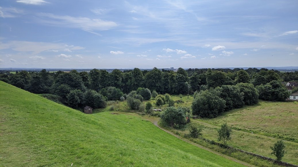 Milngavie Reservoirs景点图片