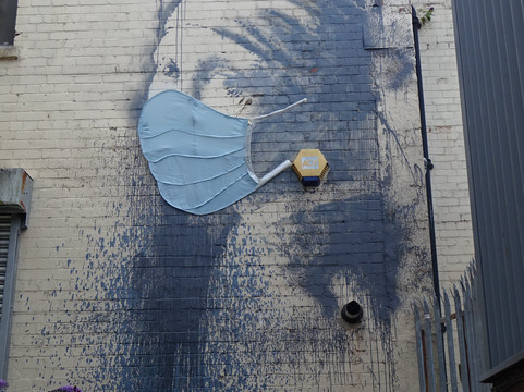 Girl with a Pierced Eardrum-布里斯托尔必去景点