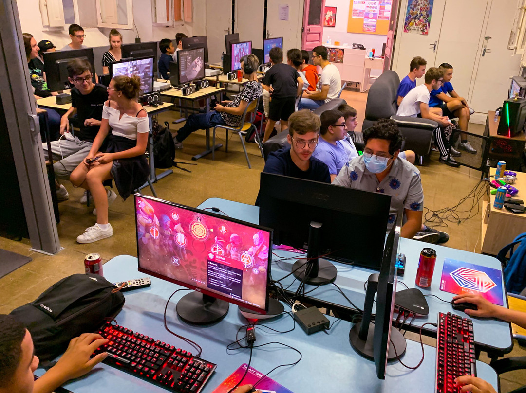Galaxy Geek Gaming Lounge景点图片