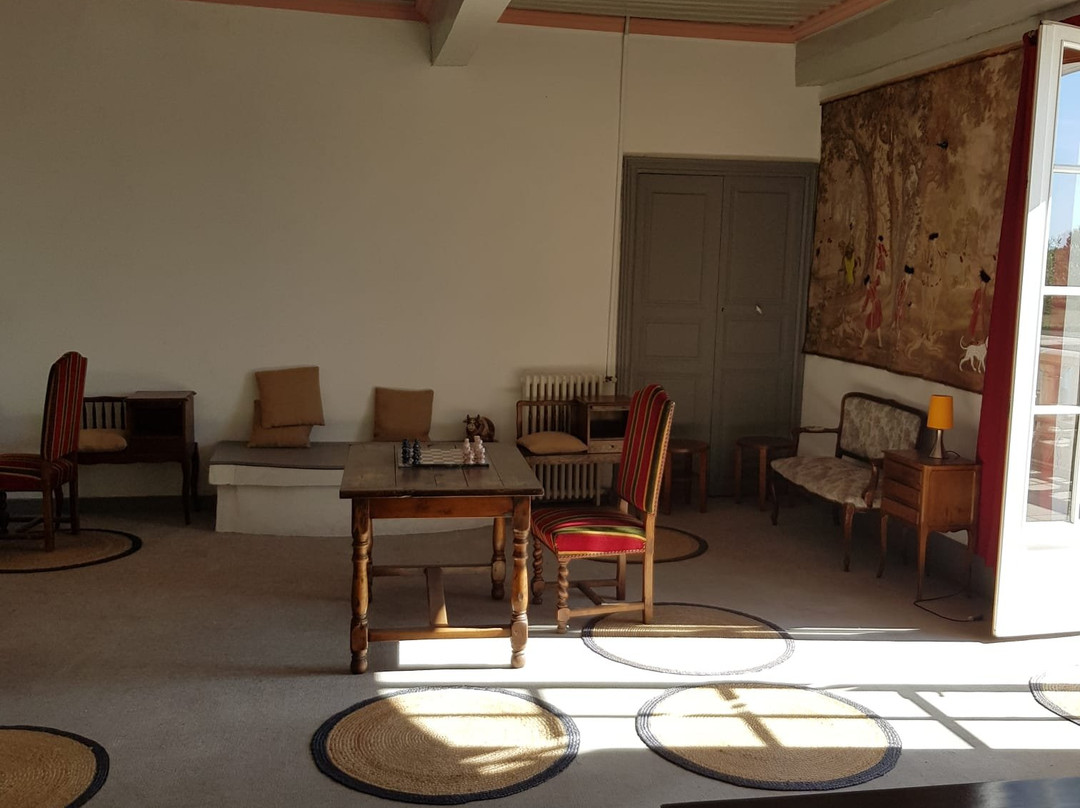Logis Hôtel le Prieuré主图