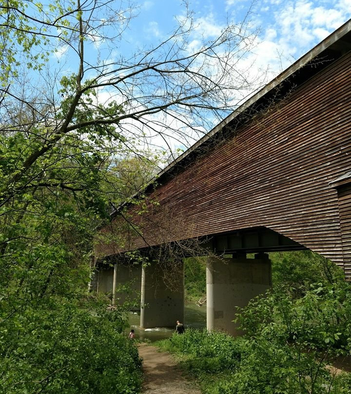 Meems Bottom Covered Bridge-Mount Jackson必去景点