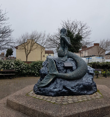The Ebb & Flow Mermaid Statue