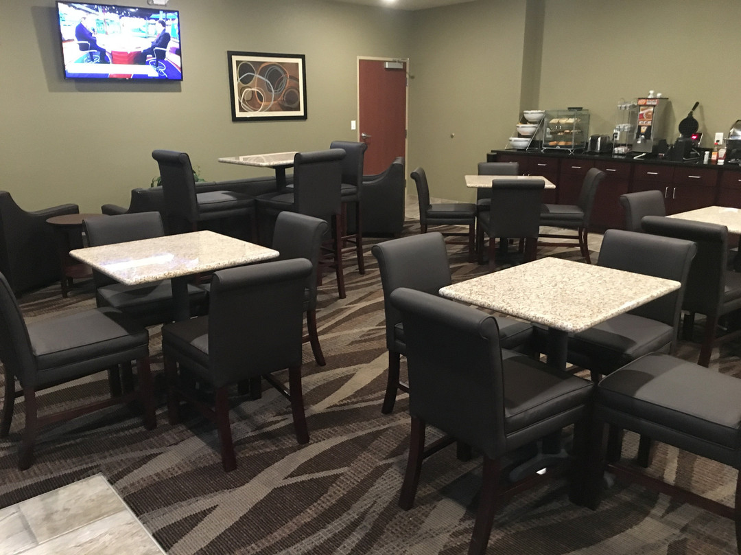 Cobblestone Hotel & Suites主图