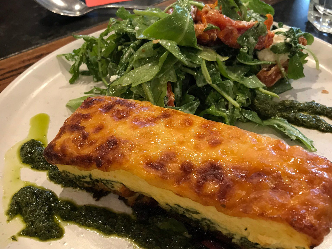 玫瑰皇冠大酒店主图