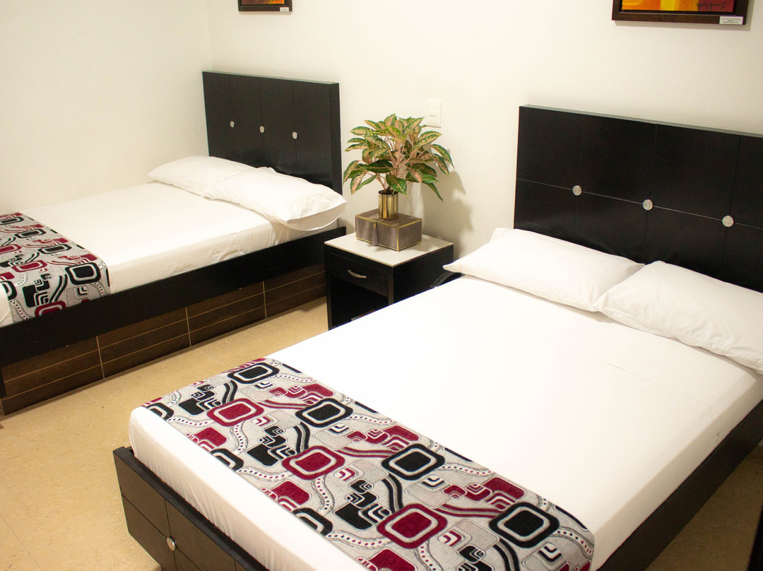 Hotel Central Plaza Medellin主图