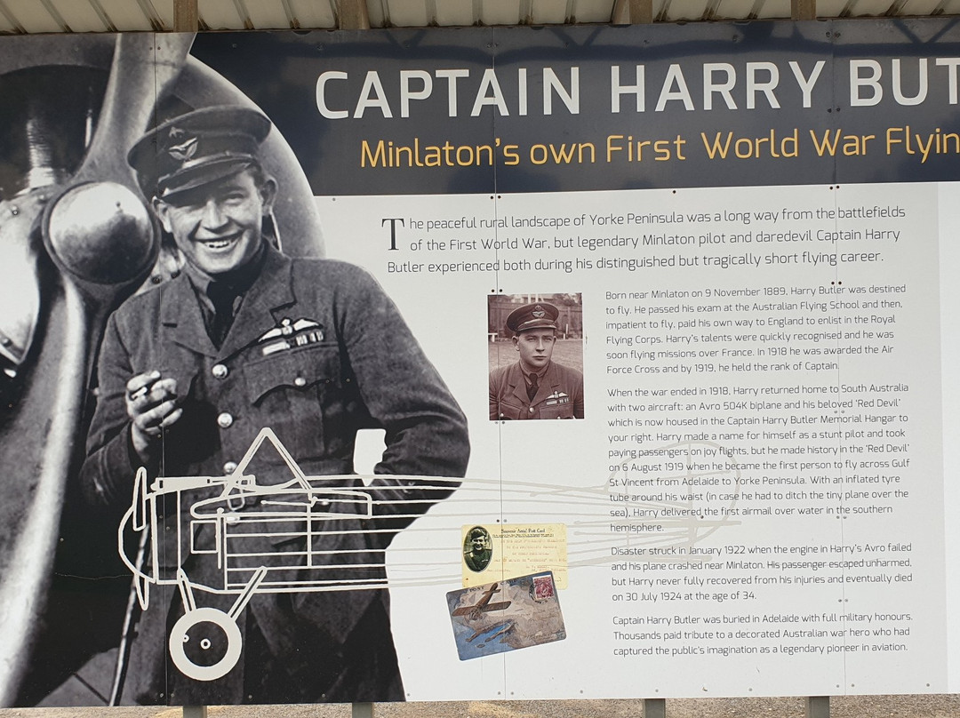 Captain Harry Butler Memorial景点图片
