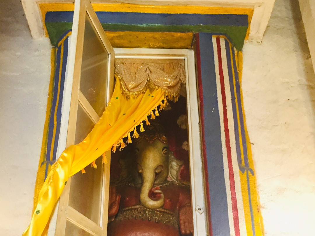 Lankatilaka Temple景点图片