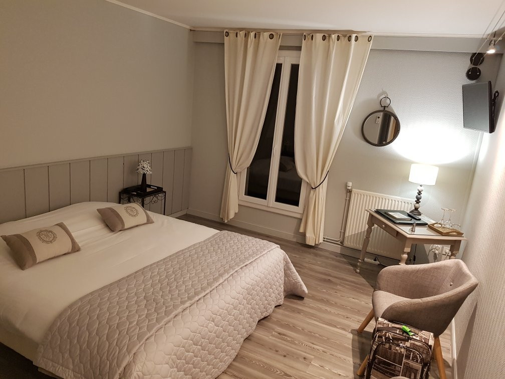 Hotel L' Echassier主图