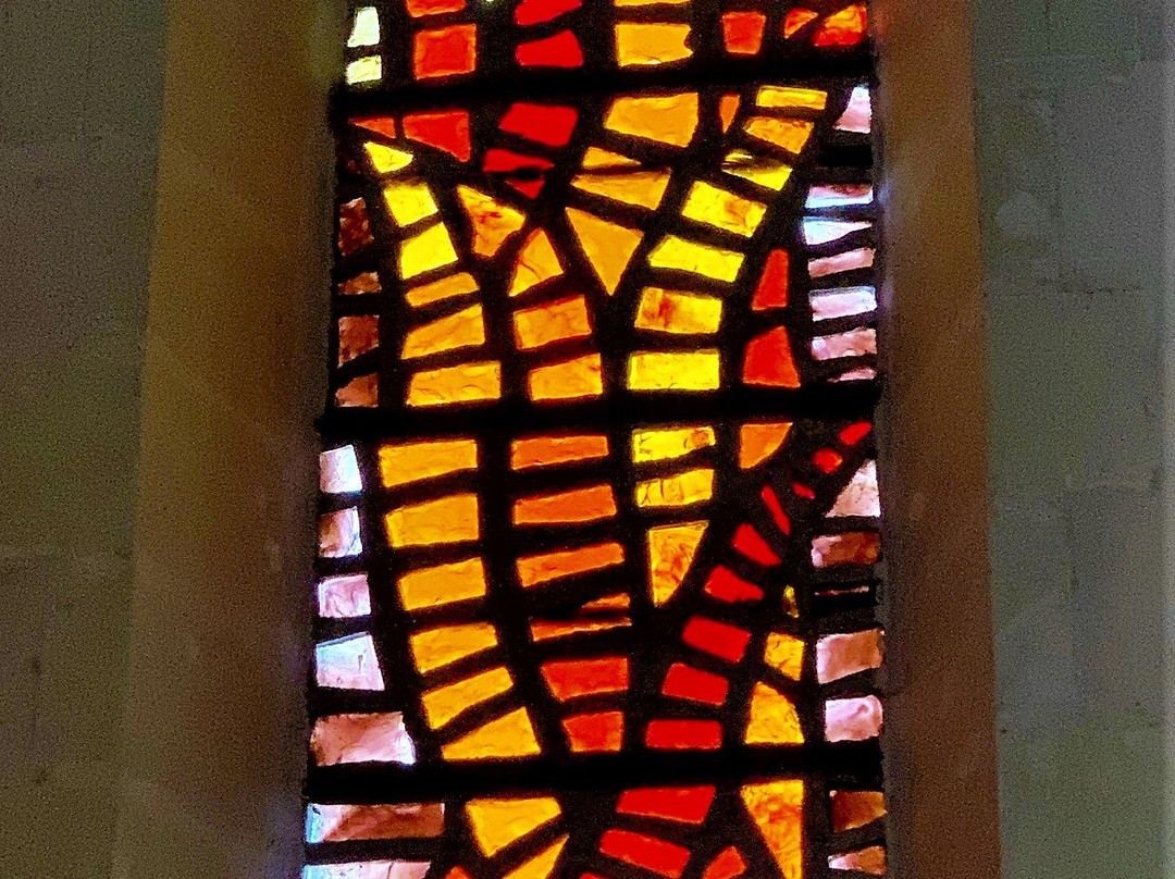 Eglise de Sainte-Verge-Sainte-Verge必去景点