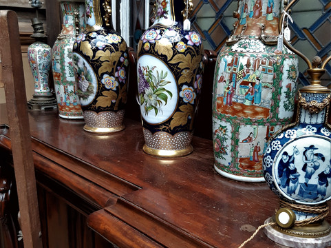 Antiquites Rodriguez Decoration-圣旺必去景点