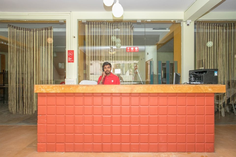 阿迪亚酒店主图