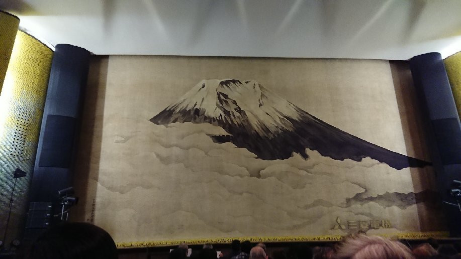 Yomiuri Hall-Yurakucho必去景点