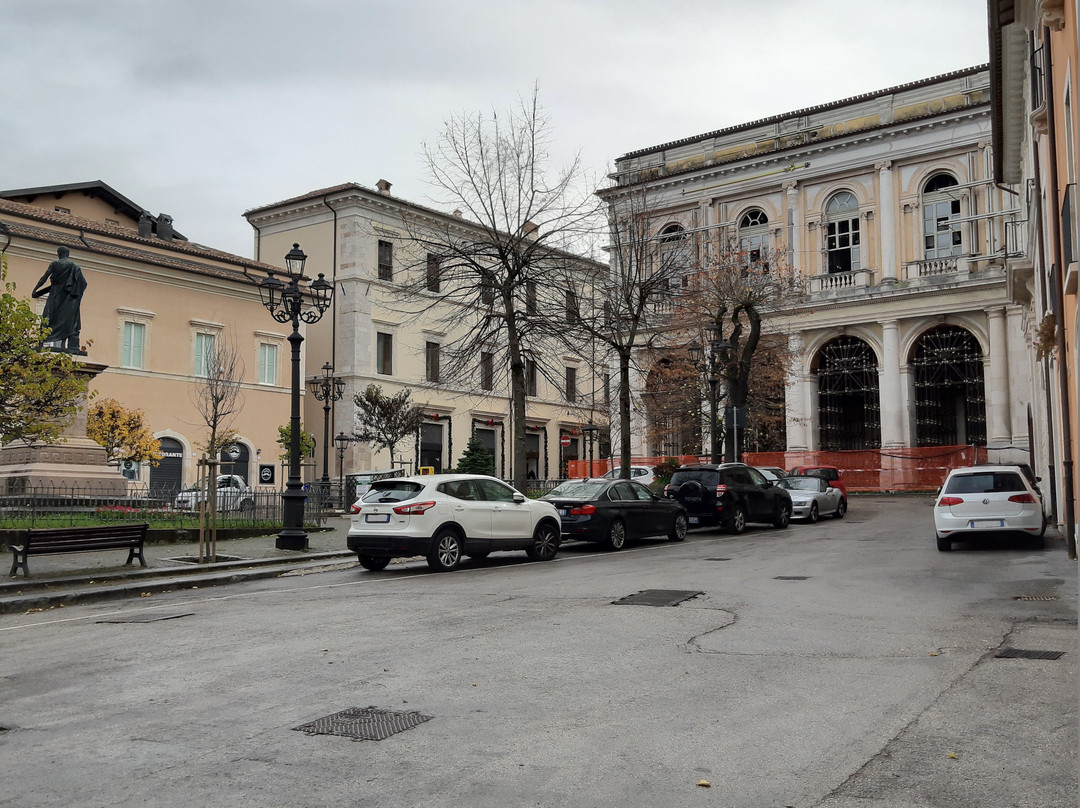 Piazza del Palazzo-拉奎拉必去景点