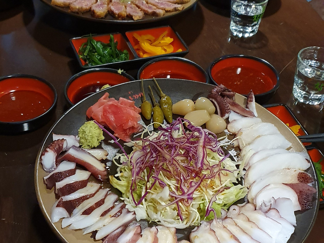 洪川郡餐馆和美食-Sikgaek