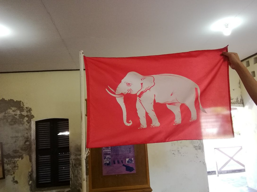 Tuek Daeng-尖竹汶必去景点