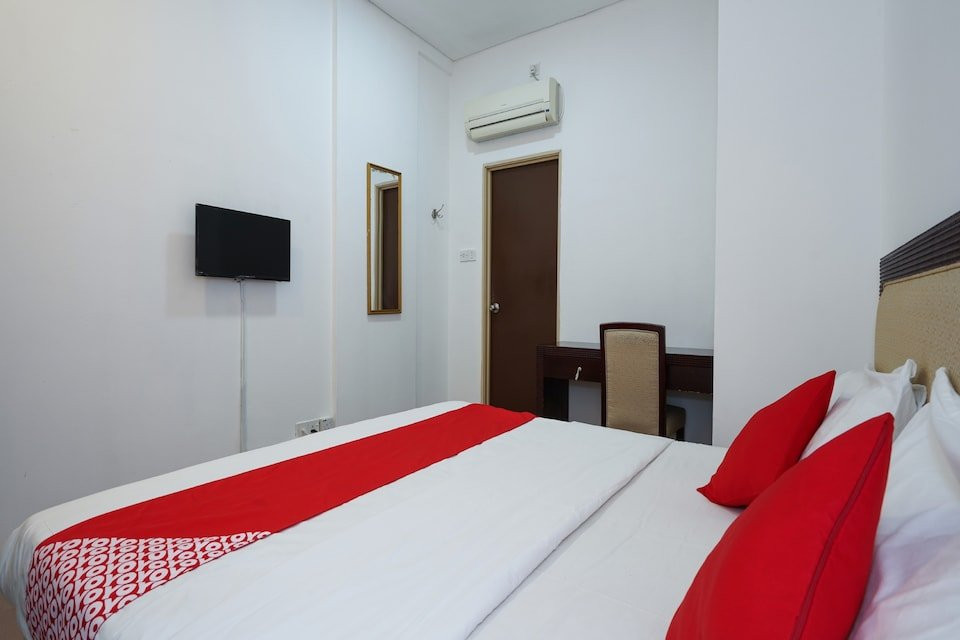 N9 Business Hotel主图