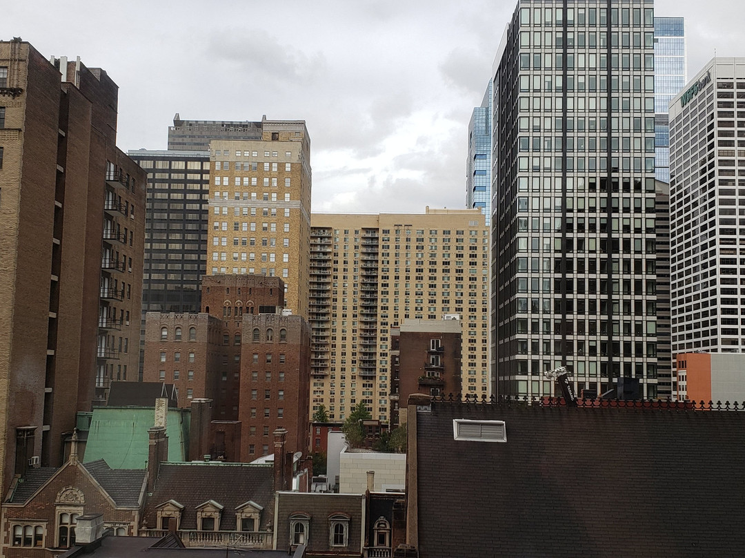 里滕豪斯酒店主图