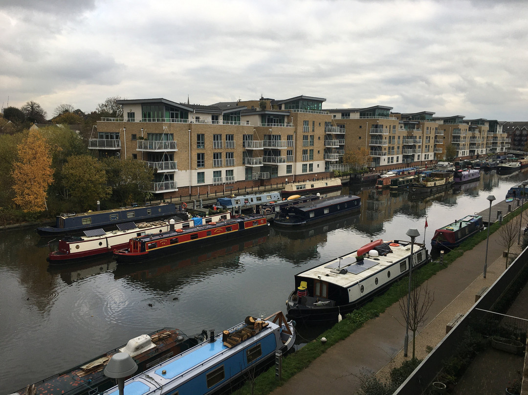 Brentford Lock Canalside景点图片