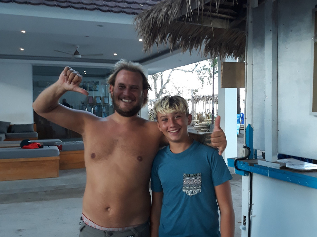 蓝海浮潜中心-Gili Air必去景点