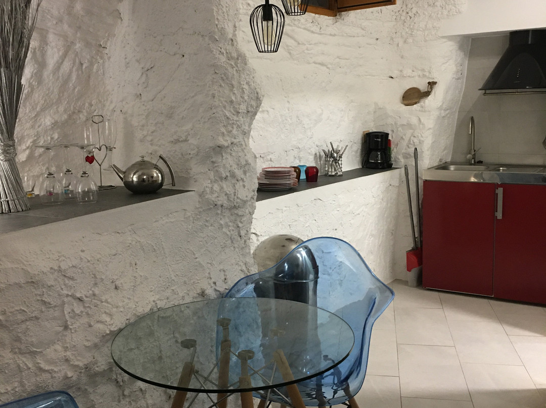 Cuevas De Bardenas主图