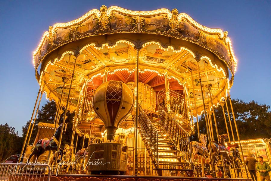 The Carousel Hotel主图