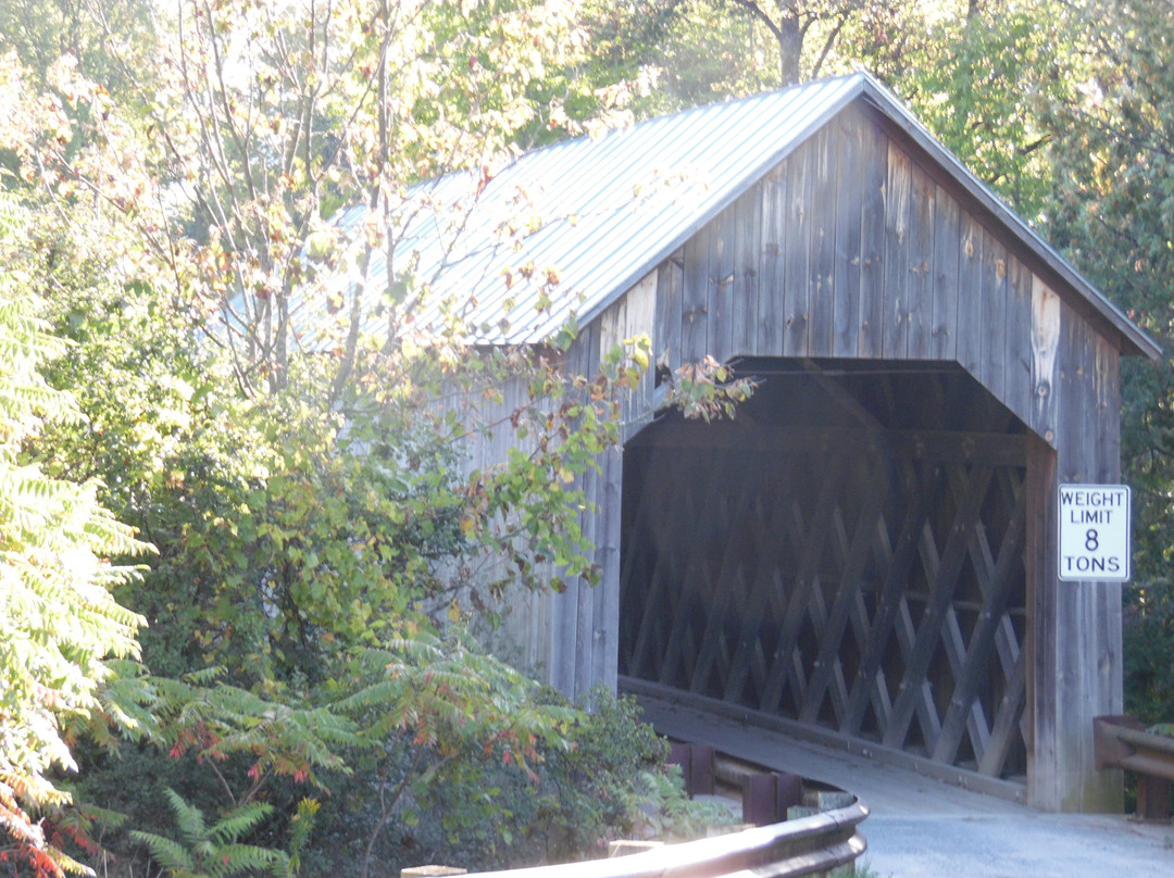 Halpin Covered Bridge-Middlebury必去景点