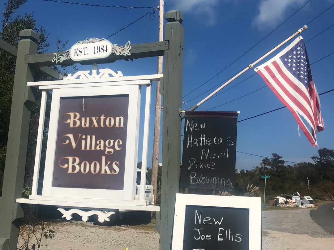 Buxton Village Books景点图片