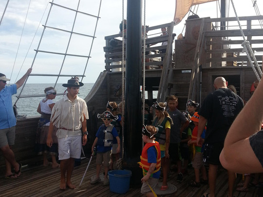 Pirate Ship Adventures-橙色海湾必去景点