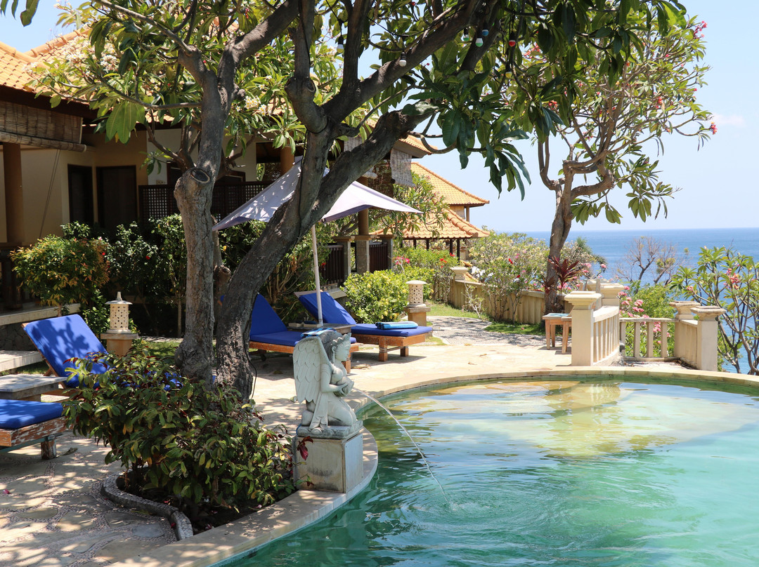 蓝月亮别墅主图