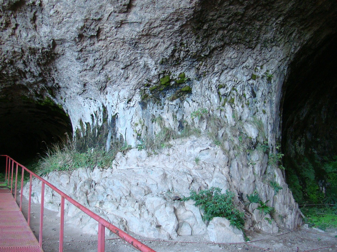 San Francisco del Monte de Oro旅游景点-Gruta Inti Huasi