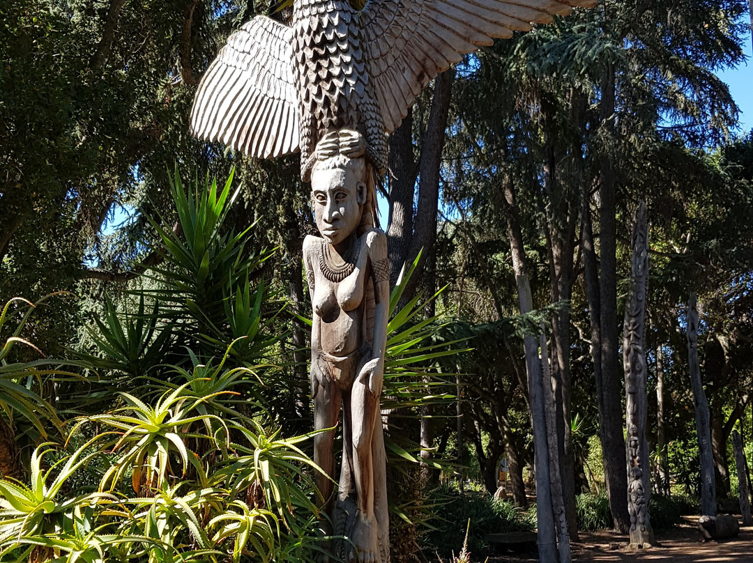巴布亚·新几内亚雕塑公园-斯坦福必去景点