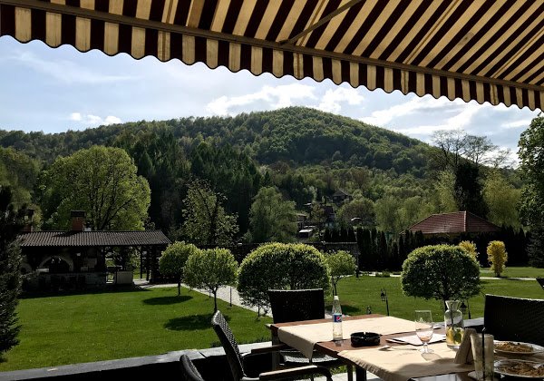Gradina Morii Hotel-浴室