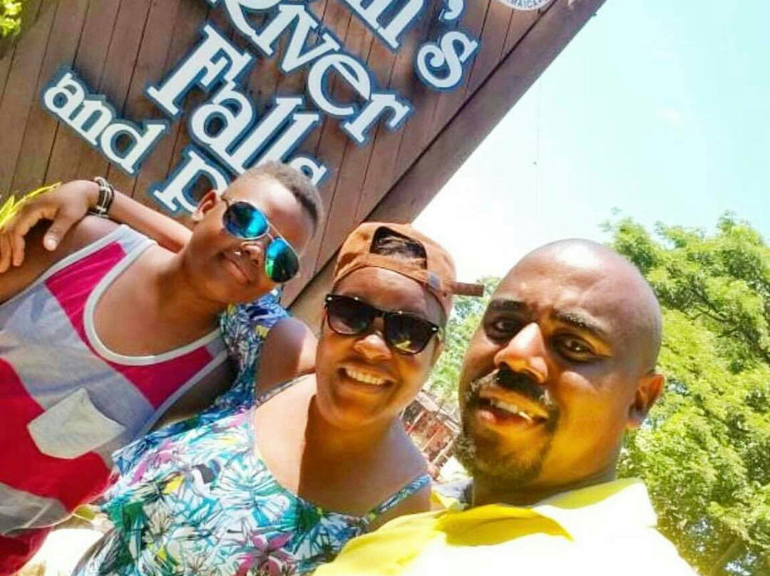 Grand Jamaica and Dunns River Falls Tour-法尔茅斯必去景点